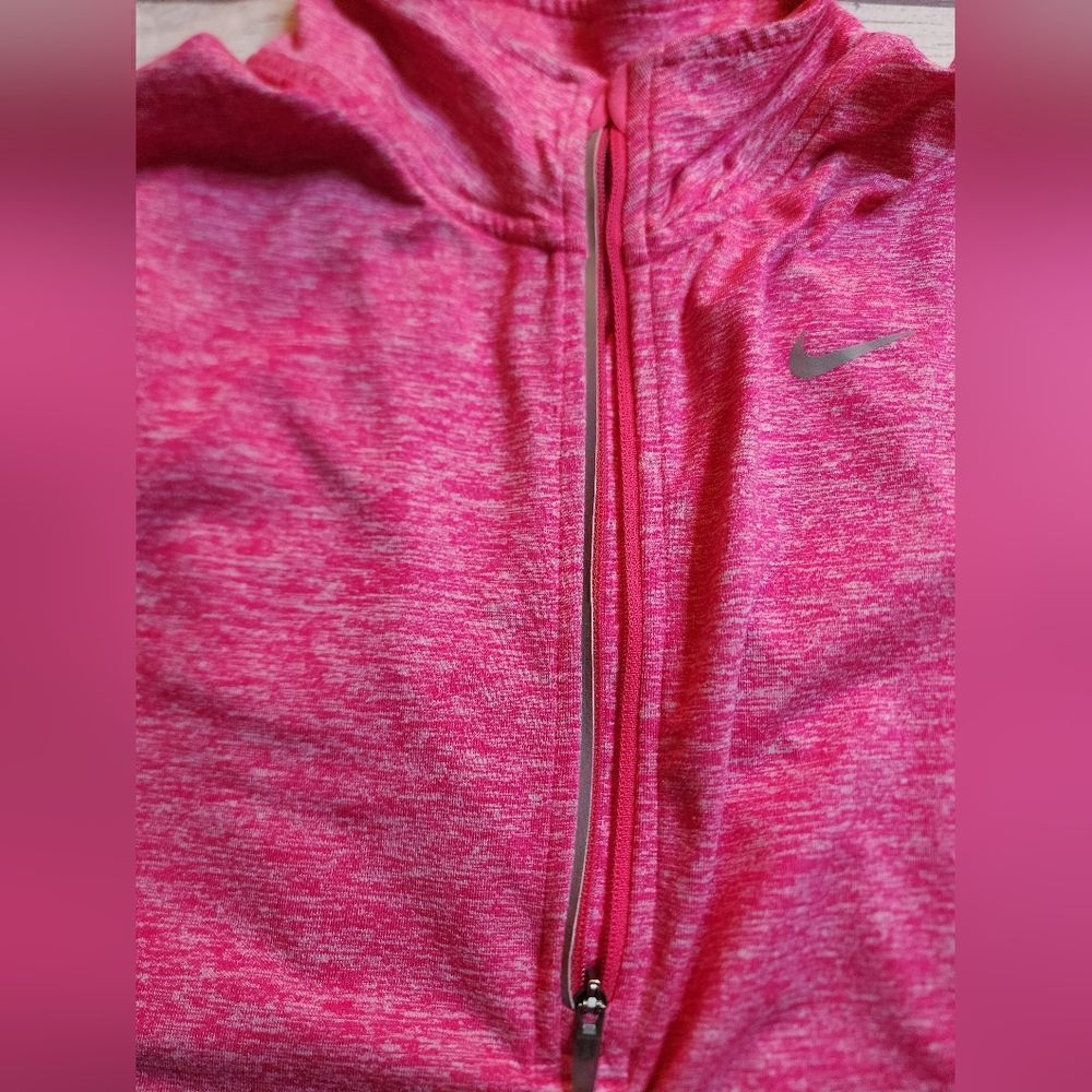 Nike Dri-Fit Womens Small Top - Picture 4 of 7